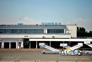 Аэропорт 'Одесса' возобновил обслуживание рейсов российской 'Трансаэро'